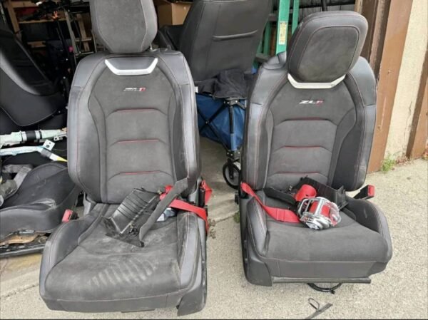 ZL1 Seats - Image 3