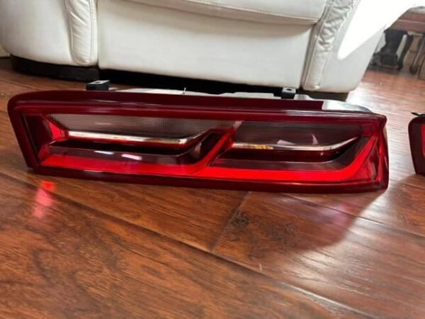 Tail light set - Image 6