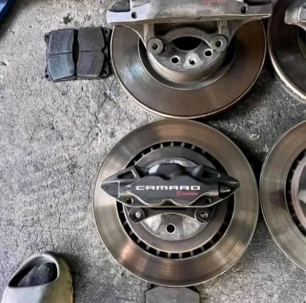 Camaro SS OEM brakes - Image 2