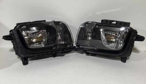 2010 2011 2012 2013 Chevrolet Camaro Headlight Set KHC K130551