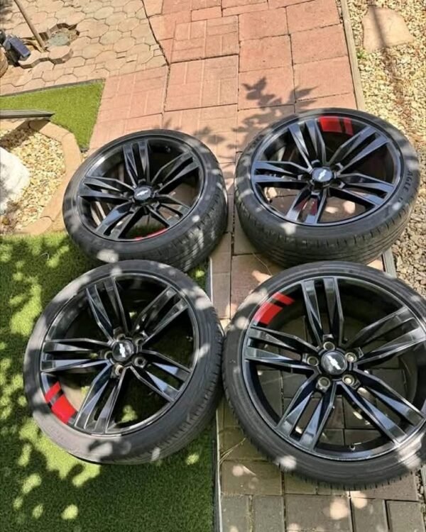 Camaro SS rims and tires  Front: 245/40R20 Rear: 275/35R20