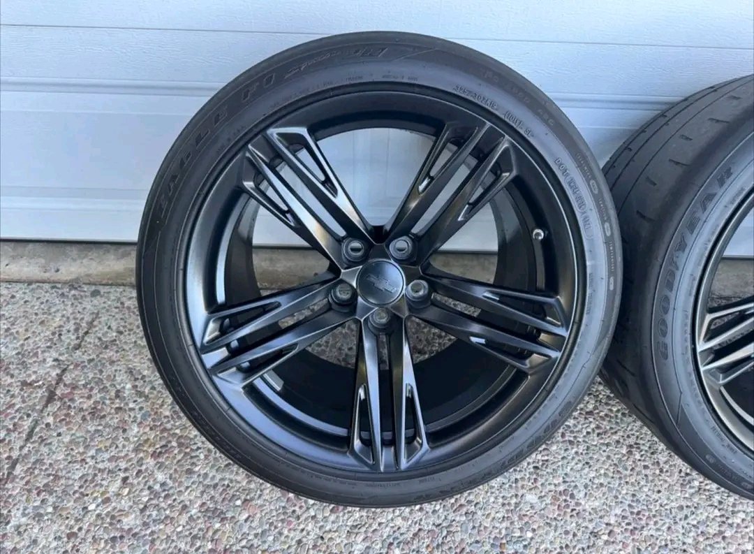 Camaro ZL1 1LE OEM 19" Wheels - Image 4