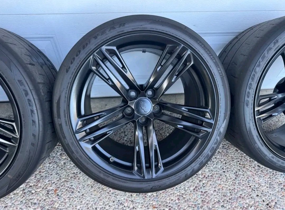 Camaro ZL1 1LE OEM 19" Wheels - Image 6